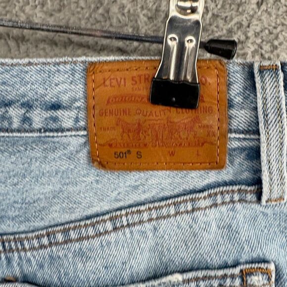 Levi 501 Distressed Denim Shorts High Waisted Sz 25 light blue - Picture 8 of 12
